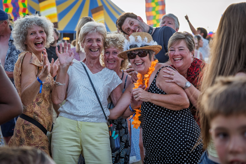 People enjoying tetfest 2025
